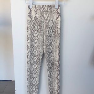 BeachRiot ribbed Snake Print full length legging in tan.